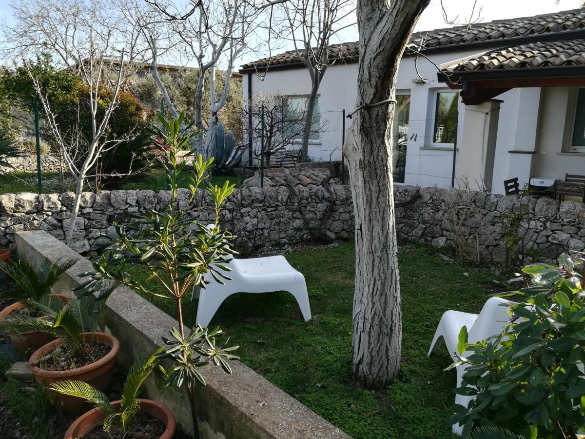 Casa Degli Avi Don Neli, Immersa Nella Natura Модика Экстерьер фото